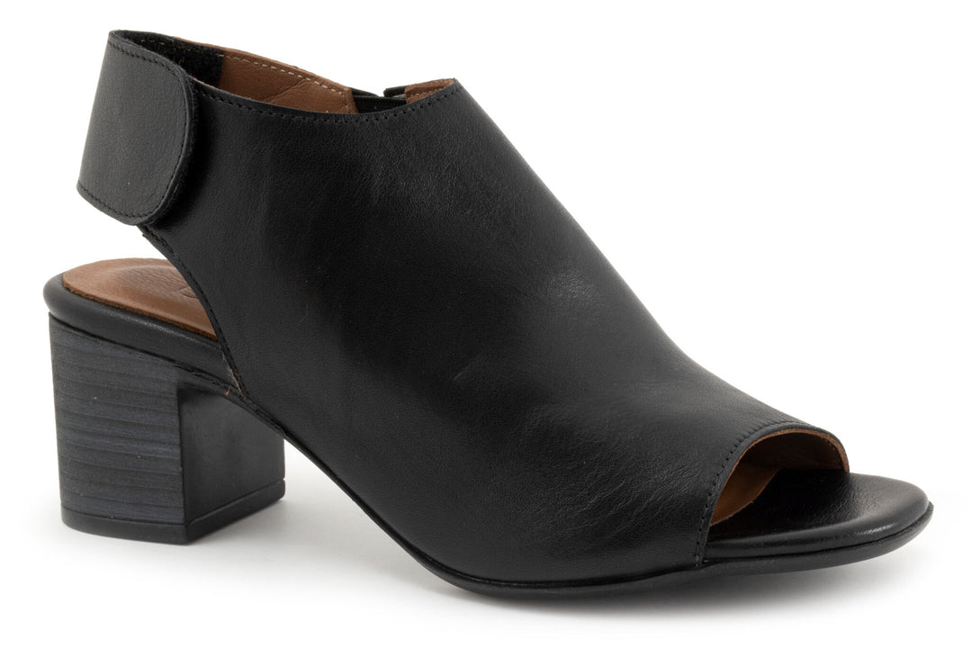 Bueno Women's Rachel Sandal