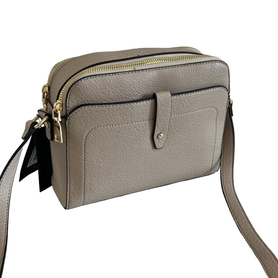 La Diva Women's B17839 Crossbody Bag - Main Image