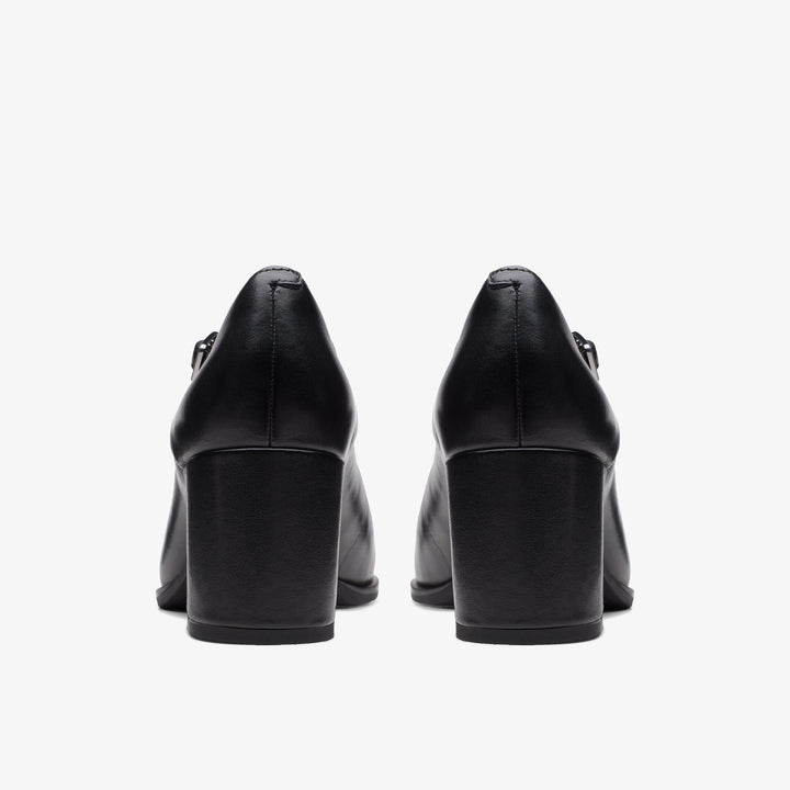 Clarks Women's Freva 55 Strap Shoe