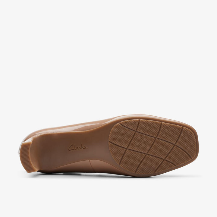 Clarks Women's Kyndall Iris Shoe