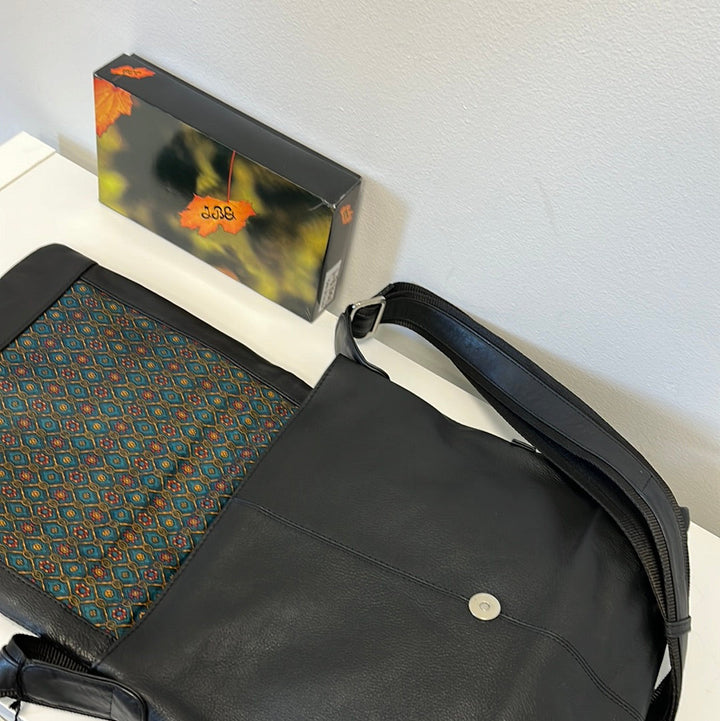 JBG 182 Crossbody Bag