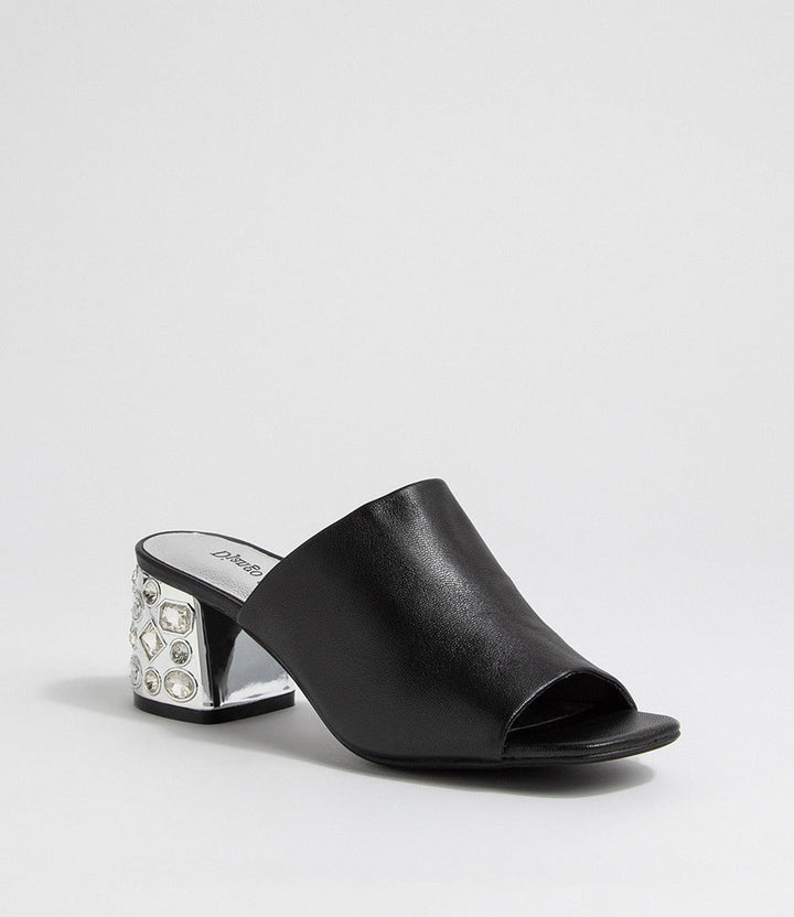 Django and Juliette Women's Pansie Sandal
