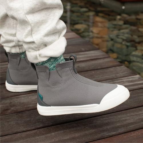Vessi Kids Weekend Chelsea Boot