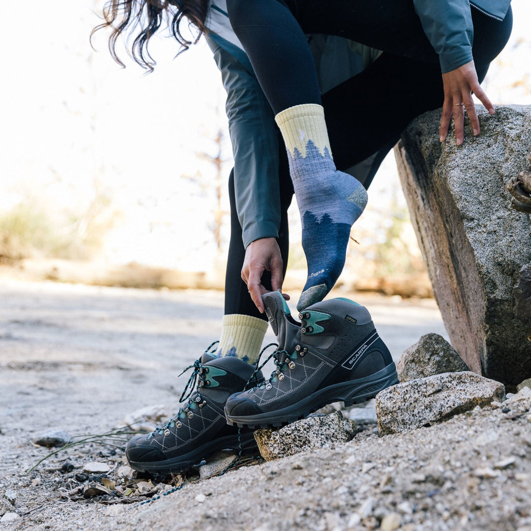 Darn Tough Women's D1971W Hiking Sock