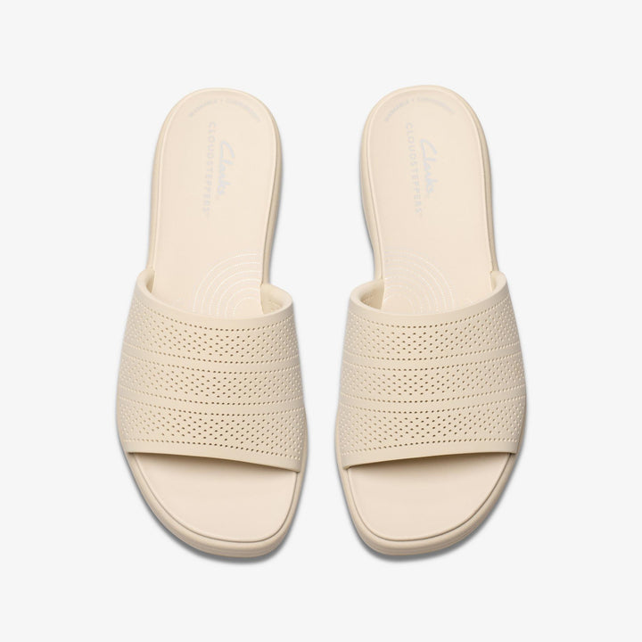 Clarks Women's Drift Twist Sandal