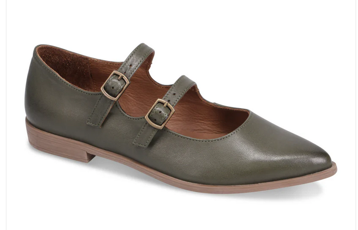 Bueno Women's Bess Mary Jane Shoe
