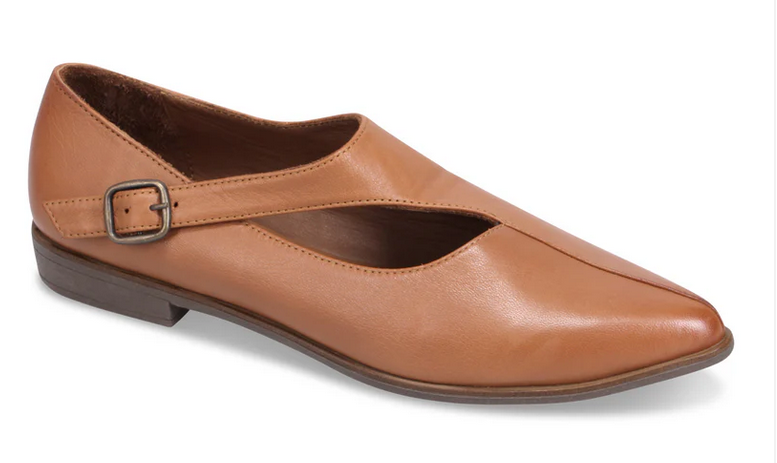 Bueno Women's Bev Flat Shoe