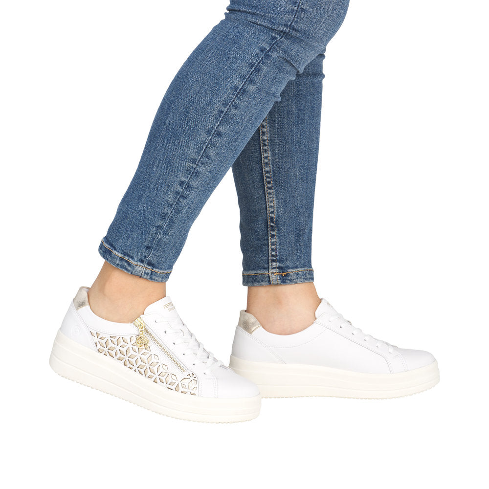 Remonte Women's D1C11 Shoe