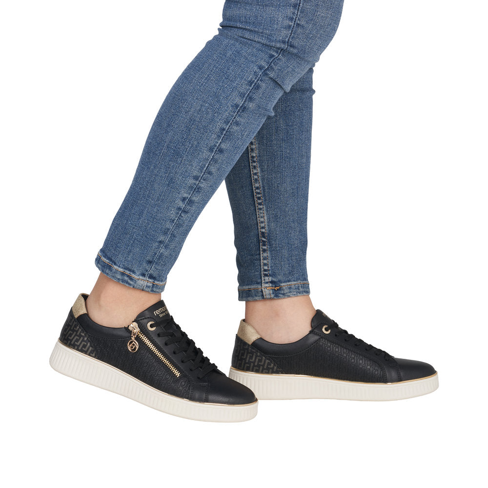 Remonte Women's D2E00 Shoe