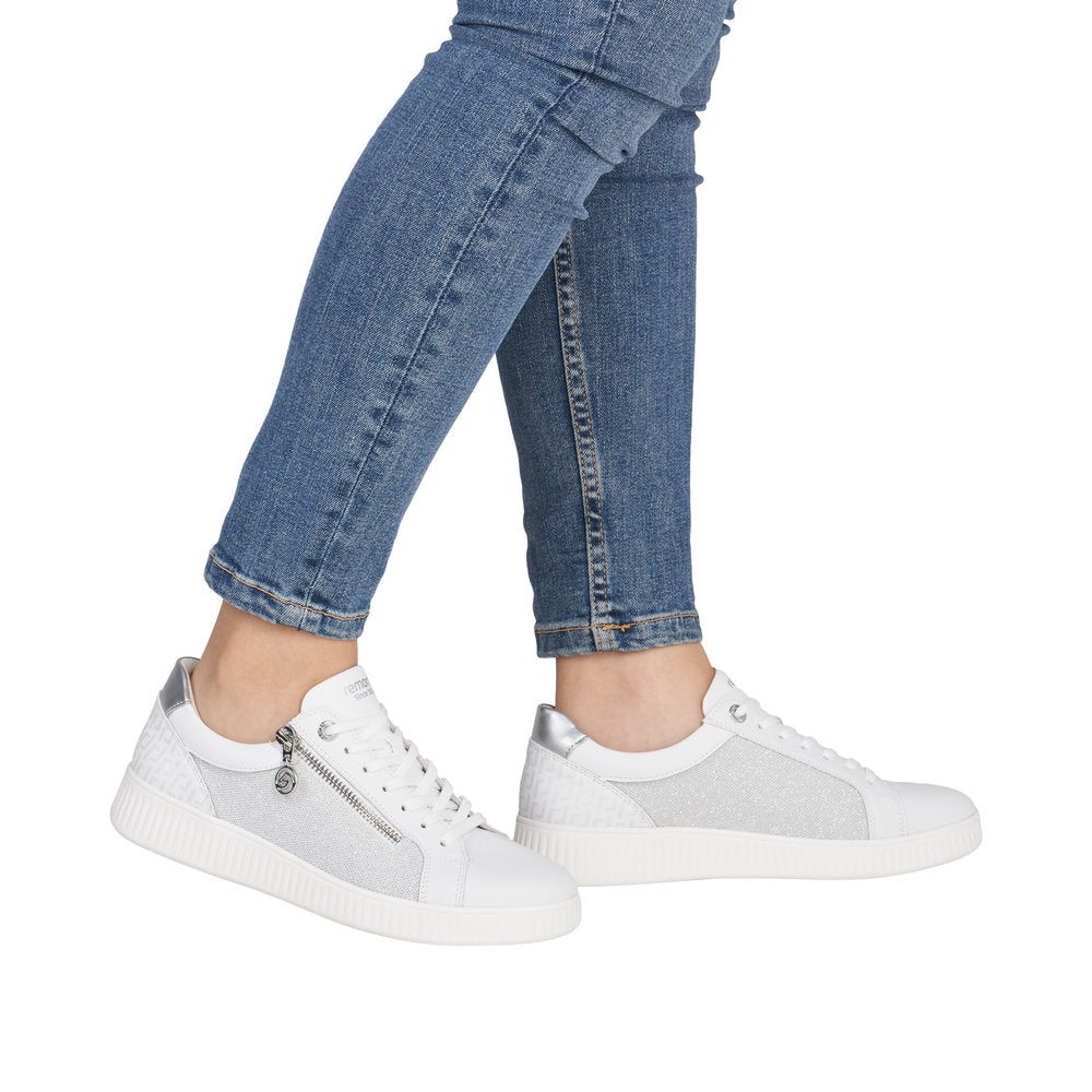 Remonte Women's D2E00 Shoe