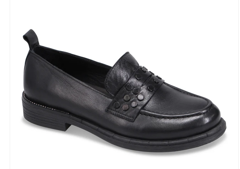 Bueno Women's Memphis Loafer Shoe