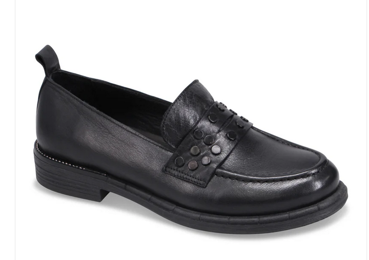 Bueno Women's Memphis Loafer Shoe