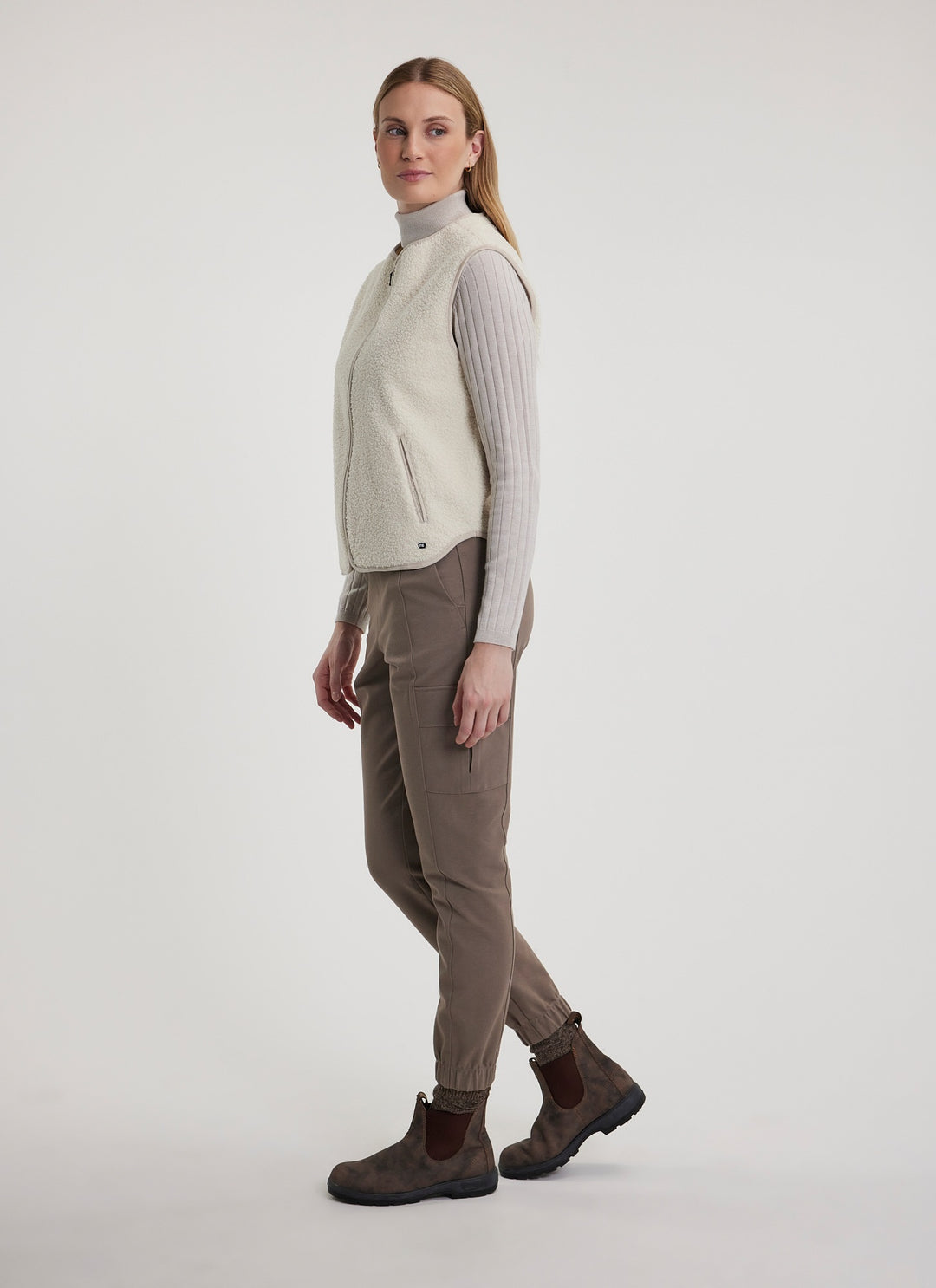 Fig Women's Iclyn Sleeveless Vest