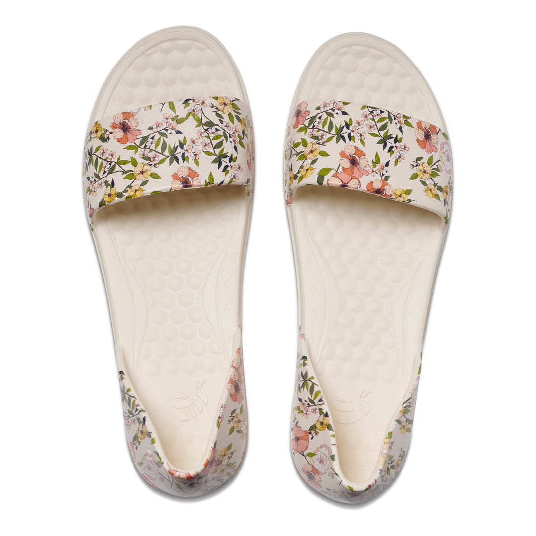 Joybees Women's Friday Flat Sandal