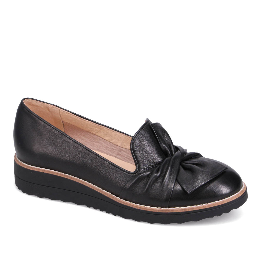 Django and Juliette Women's Oclem Shoe