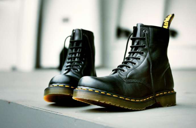 Dr Marten boots black